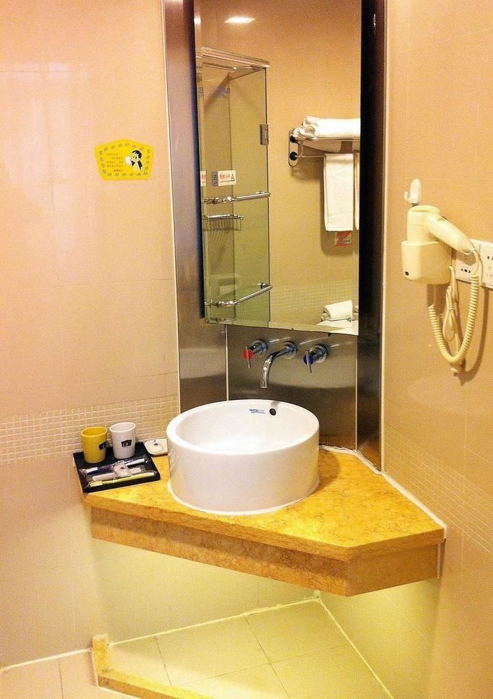 Home Inn Hotel Guiyang Fushui Middle Road Eksteriør billede