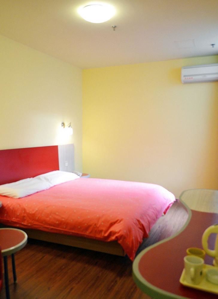 Home Inn Hotel Guiyang Fushui Middle Road Eksteriør billede